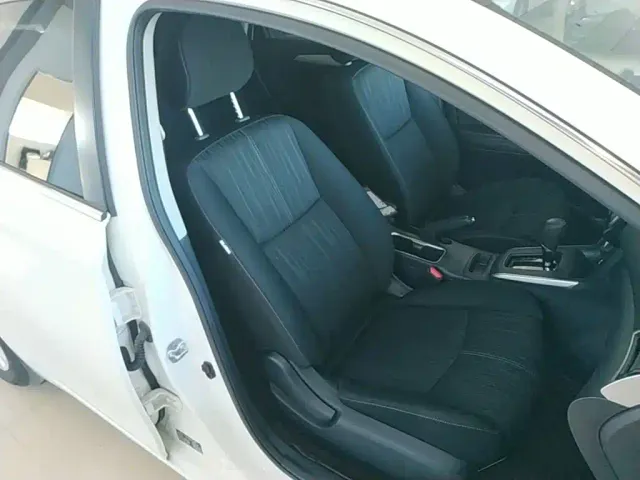 Nissan Sylphy — Фото автомобиля 24