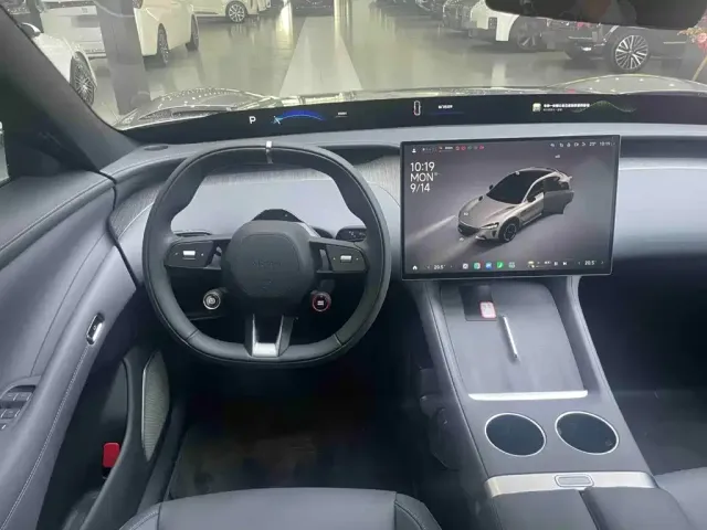 Xiaomi Auto Xiaomi YU7 2025 Extended Range AWD Pro — Фото автомобиля 9