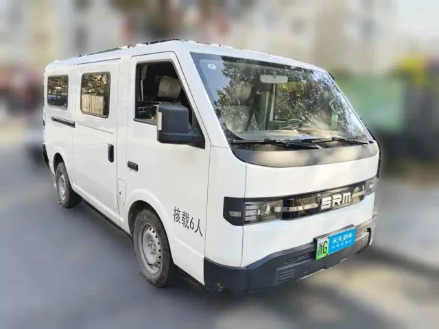 Shineray Xinyuan E3 — Фото автомобиля 3