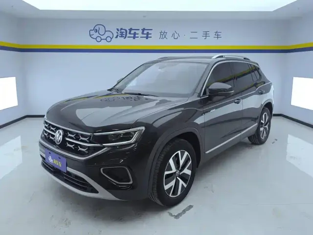 Фотография автомобиля — Volkswagen Tayron