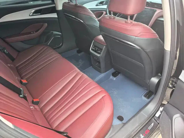 Hongqi H5 — Фото автомобиля 7