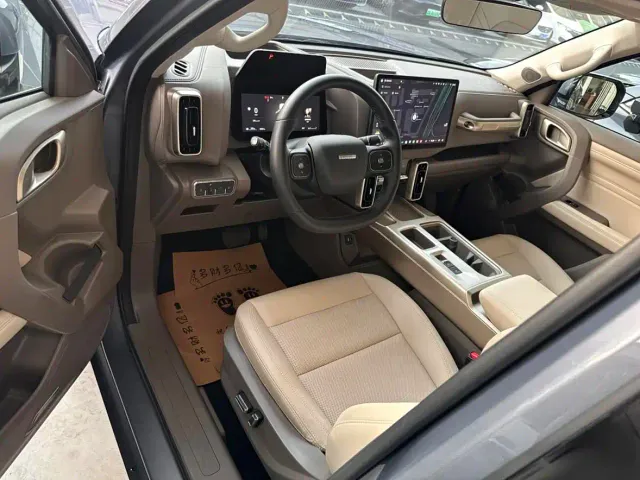 Haval Big Dog — Фото автомобиля 6
