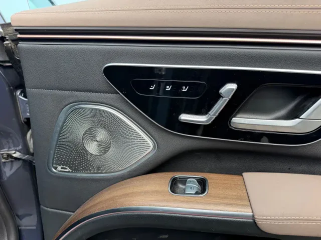 Mercedes-Benz EQS — Фото автомобиля 11