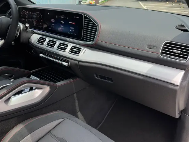 Mercedes-Benz GLE-Class AMG — Фото автомобиля 12