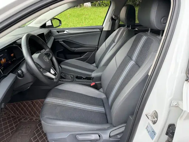 Volkswagen Sagitar — Фото автомобиля 8