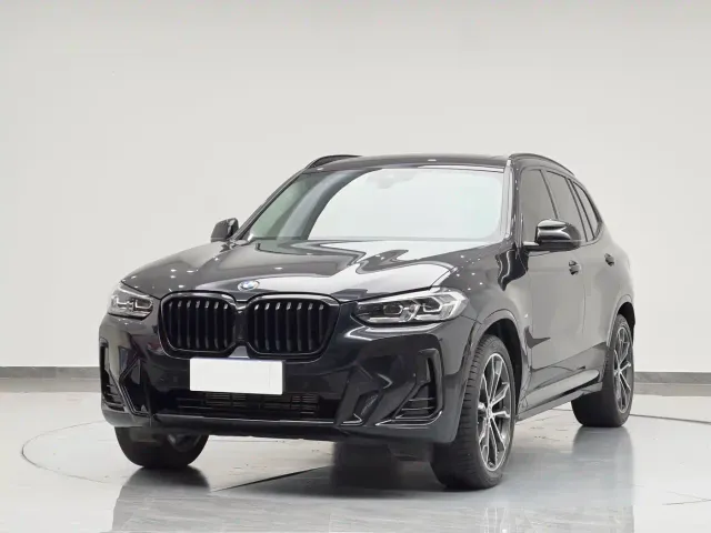 Фотография автомобиля — BMW X3