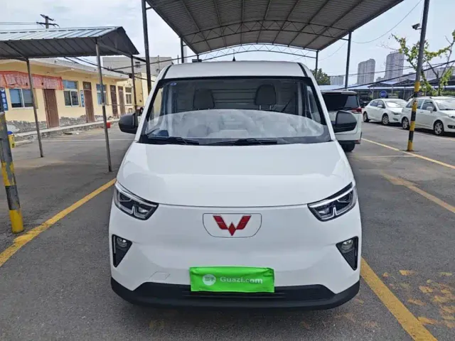 Wuling Yangguang — Фото автомобиля 2