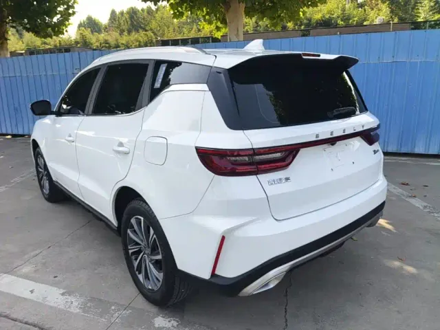 Geely Vision X6 — Фото автомобиля 4