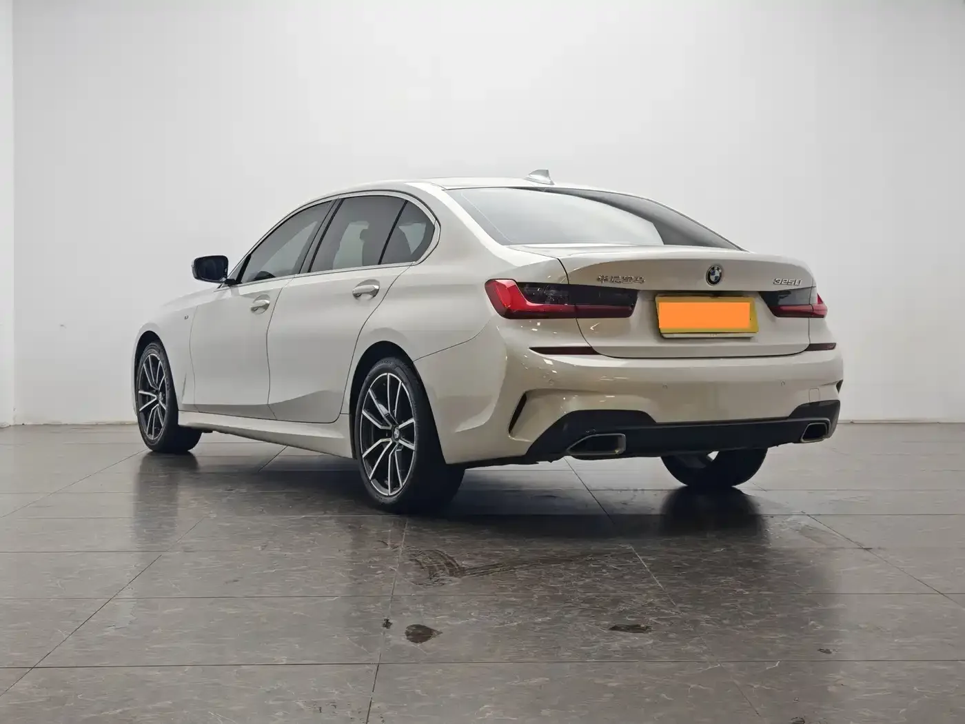 BMW BMW 3 Series 2022 325Li M Sport Package — Фото автомобиля 4