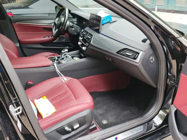 BMW 5 Series — Фото автомобиля 8