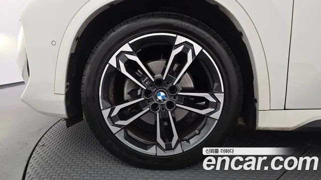 BMW X1 U11 — Фото автомобиля 5