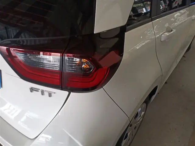 Honda Fit — Фото автомобиля 7