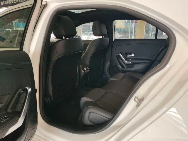 Mercedes-Benz A-Class — Фото автомобиля 13