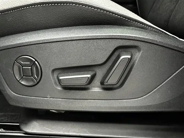 Audi Q3 — Фото автомобиля 23