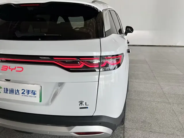 BYD Song L DM-i — Фото автомобиля 23