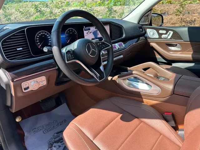 Mercedes-Benz GLE-Class — Фото автомобиля 6