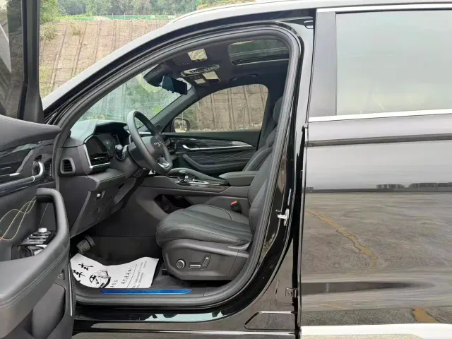 Geely Xingyue L — Фото автомобиля 5