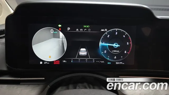 Kia Carnival — Фото автомобиля 8