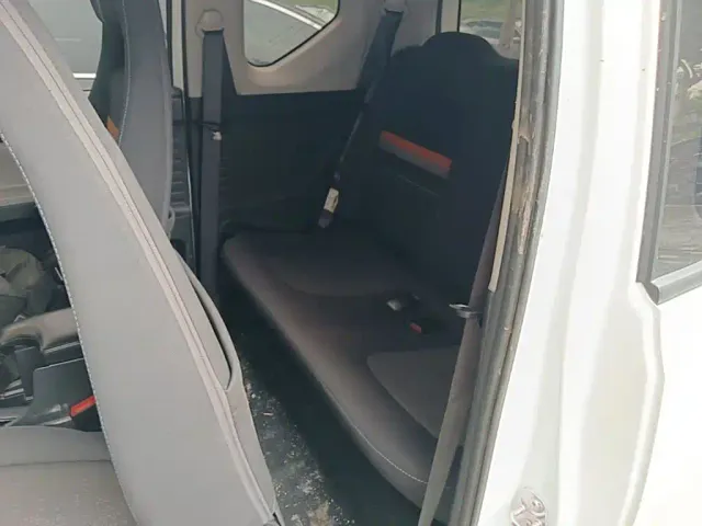 Wuling Hongguang Mini EV — Фото автомобиля 16
