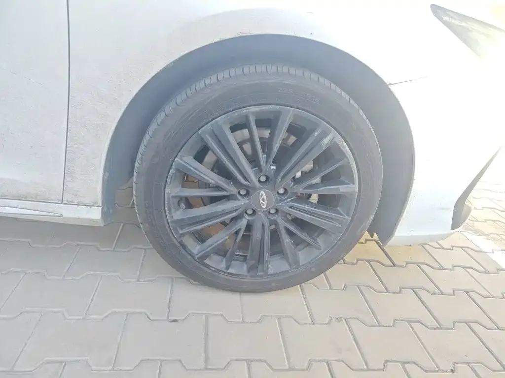 Chery Arrizo 8 2022 1.6T DCT Premium — Фото автомобиля 22
