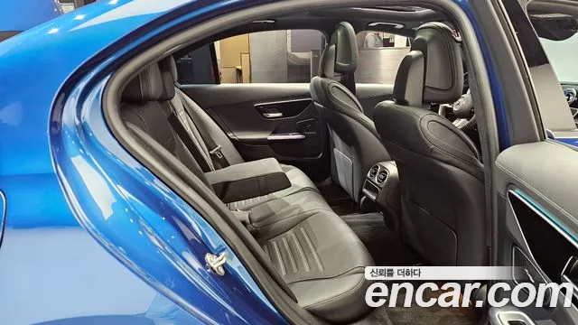 Mercedes-Benz C-Class — Фото автомобиля 12
