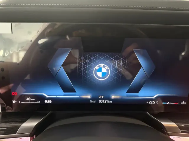 BMW 7 Series — Фото автомобиля 11