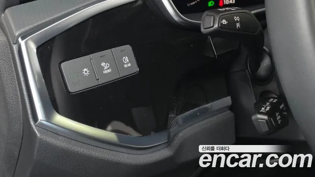 Audi Q3 40 TFSI quattro Premium — Фото автомобиля 24