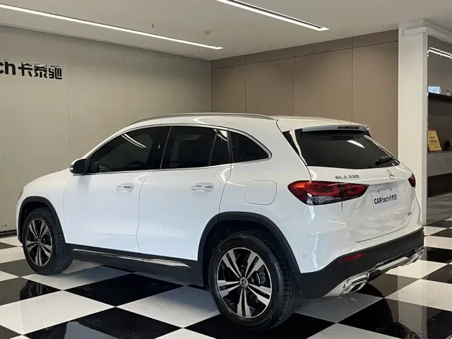 Mercedes-Benz GLA-Class — Фото автомобиля 7