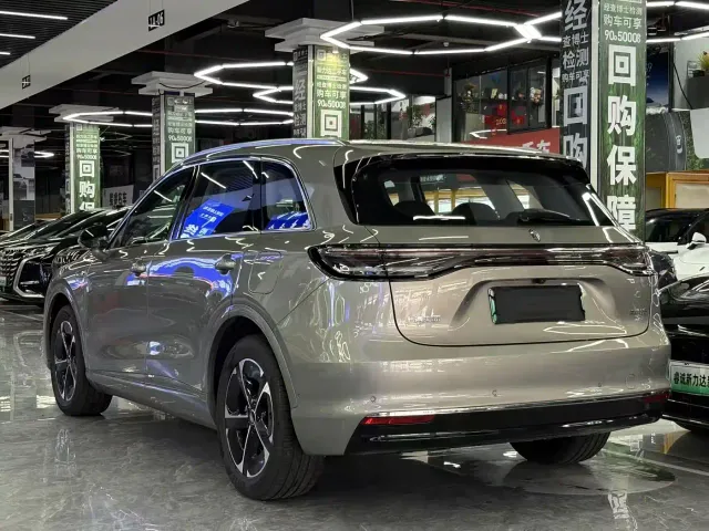 Shangjie SUV — Фото автомобиля 3