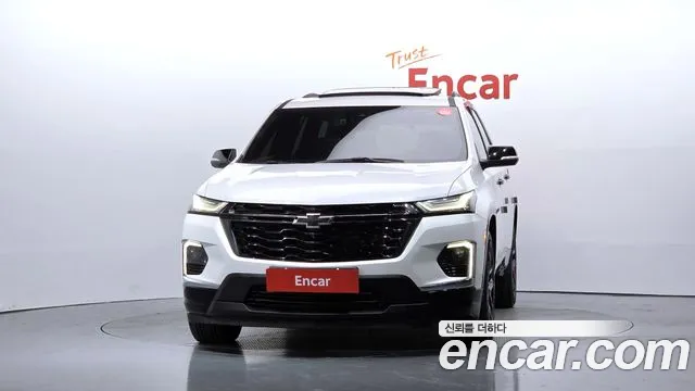 Chevrolet Traverse — Фото автомобиля 3