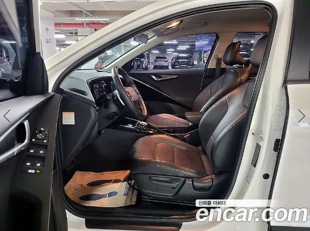 Kia Niro New — Фото автомобиля 7