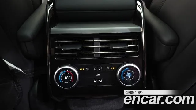 Land Rover Range Rover Sport — Фото автомобиля 18