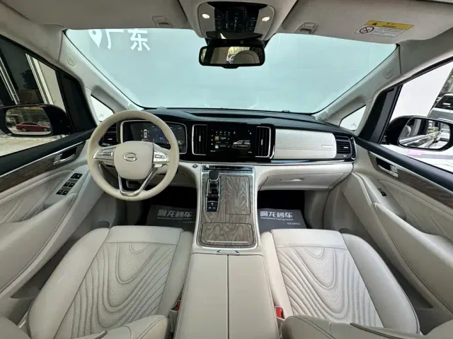 GAC Trumpchi M8 — Фото автомобиля 6