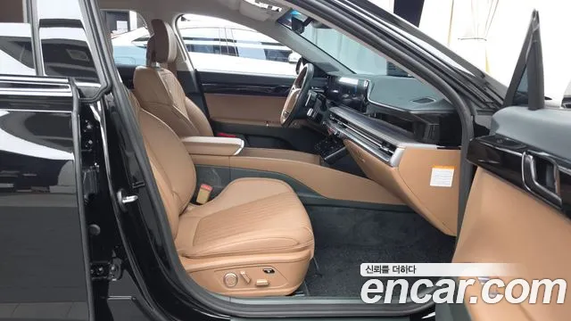 Hyundai Grandeur GN7 — Фото автомобиля 17