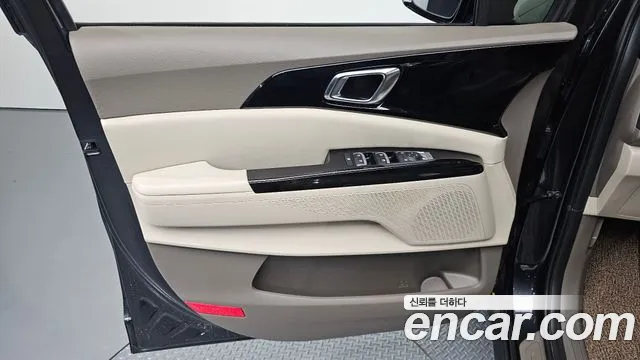 Kia Canival Carnival 4 поколение Дизель 9 мест Noblesse — Фото автомобиля 22