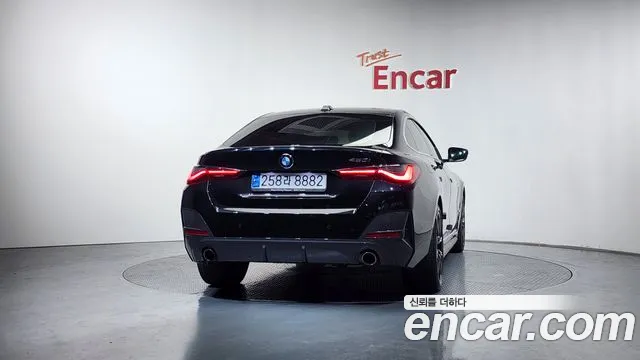 BMW 4-Series 4 серия (G22) 420i M Sport Performance Gran Coupe — Фото автомобиля 3