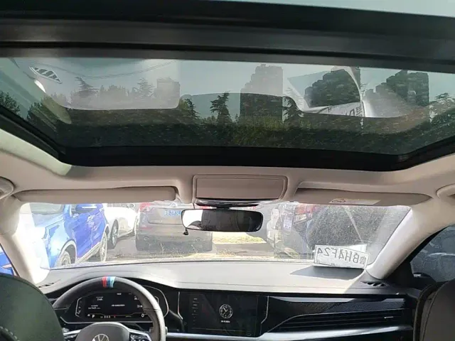 Volkswagen Passat — Фото автомобиля 17