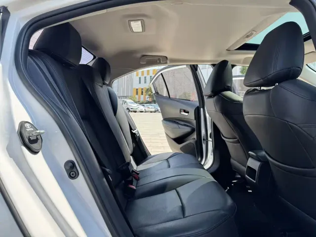 Toyota Corolla — Фото автомобиля 21