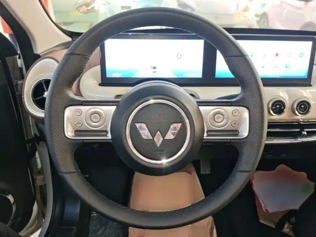 Wuling Bingo — Фото автомобиля 10