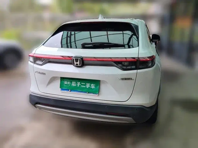 Honda Vezel — Фото автомобиля 3