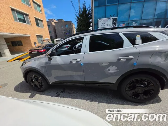 Kia Sportage Бензин 1.6 турбо 2WD — Фото автомобиля 11