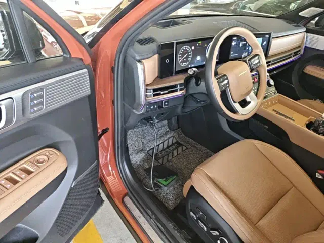 Hyundai Santa Fe — Фото автомобиля 15