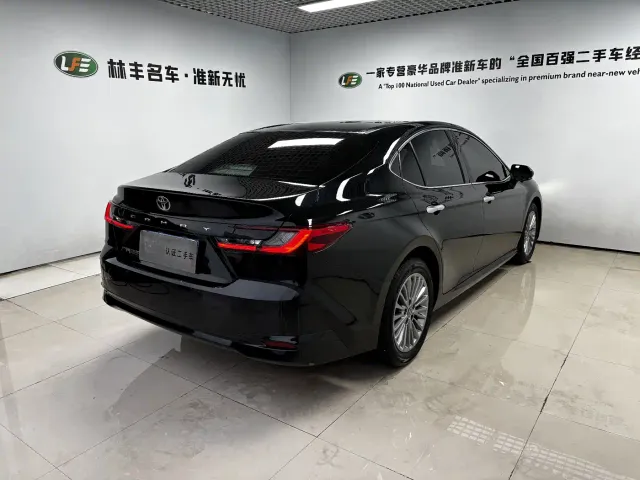 Toyota Camry — Фото автомобиля 5
