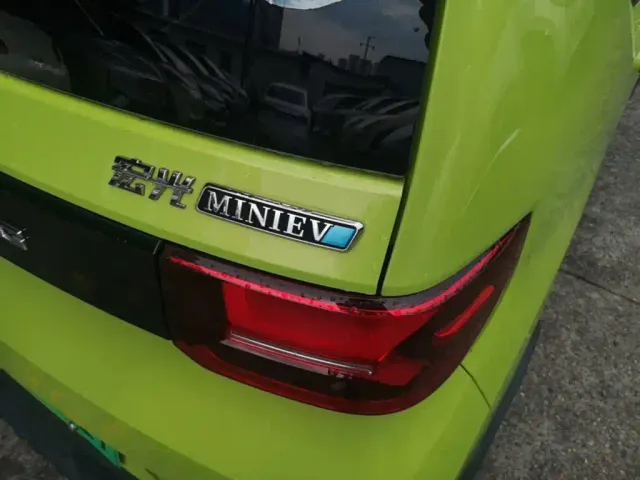 Wuling Hongguang Mini EV — Фото автомобиля 7