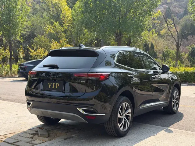 Buick Envision S — Фото автомобиля 23