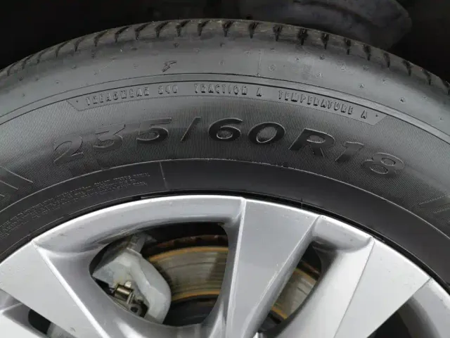 Toyota Sienna — Фото автомобиля 24