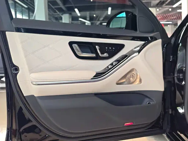 Mercedes-Benz Maybach S-Class 2024 Facelift S 480 4MATIC — Фото автомобиля 29