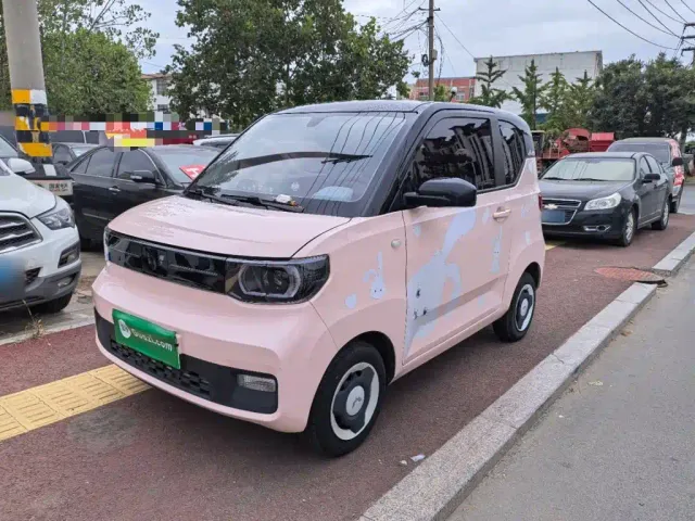 Фотография автомобиля — Wuling Hongguang Mini EV