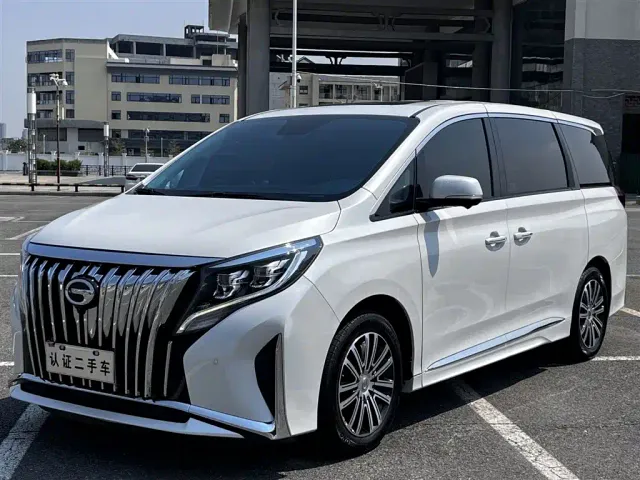 GAC Trumpchi M8 — Фото автомобиля 3