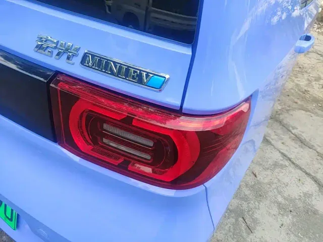 Wuling Hongguang Mini EV — Фото автомобиля 7